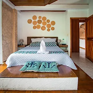 hotel-ninfa.puertoayorahotels.com/